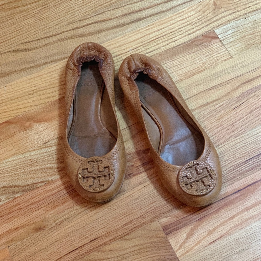 Tory Burch Reva Flat Tumbled Leather Size 6